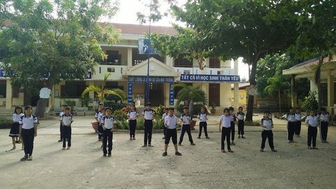 Dạy võ cổ truyền trong trường Tiểu học