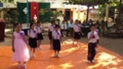 Chào mừng 20/11/2013